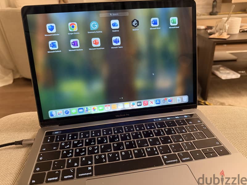 MacBook Pro 13 inch 2019 1