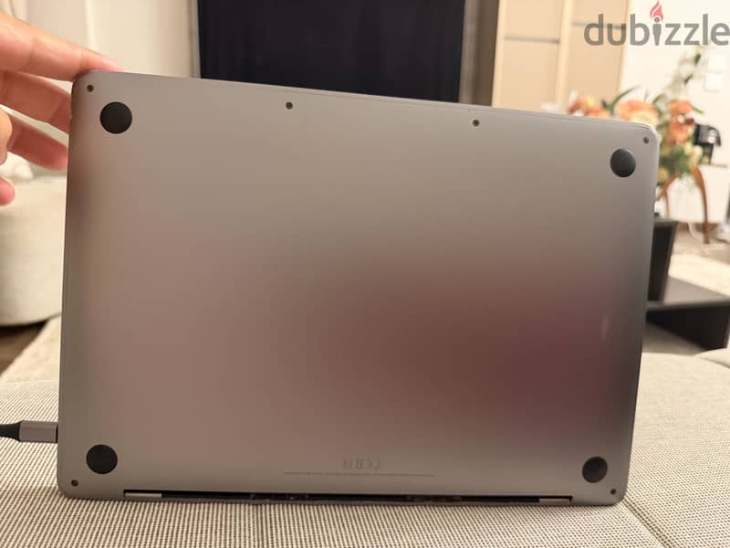 MacBook Pro 13 inch 2019 4