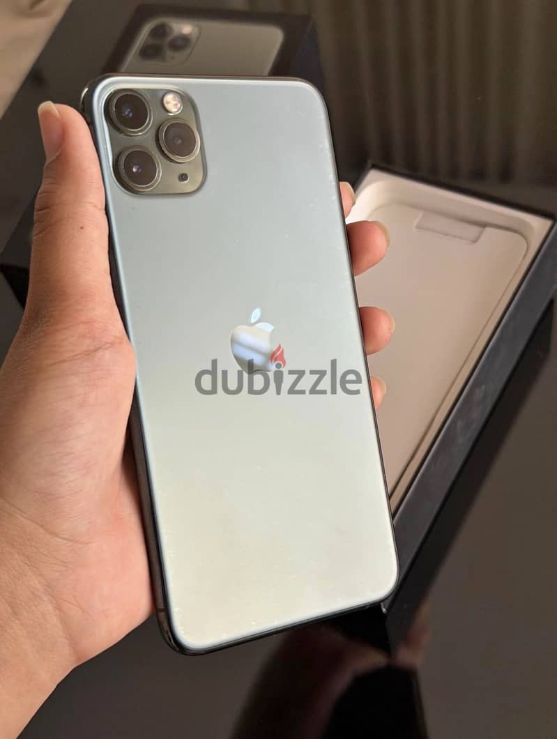 Apple - iPhone 11 Pro Max 1