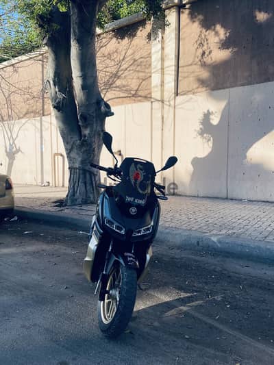 اسكوتر للبيع لقطه