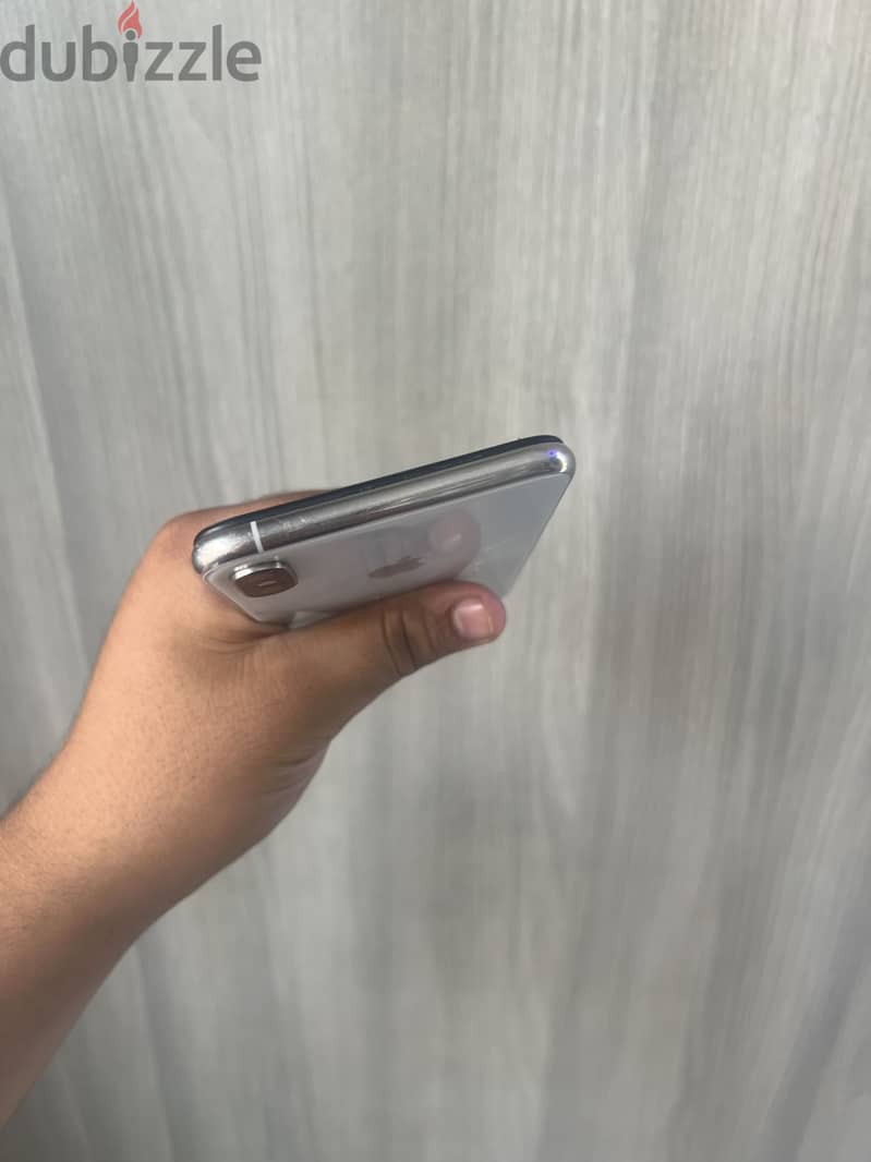 Apple - iPhone XS Max 1