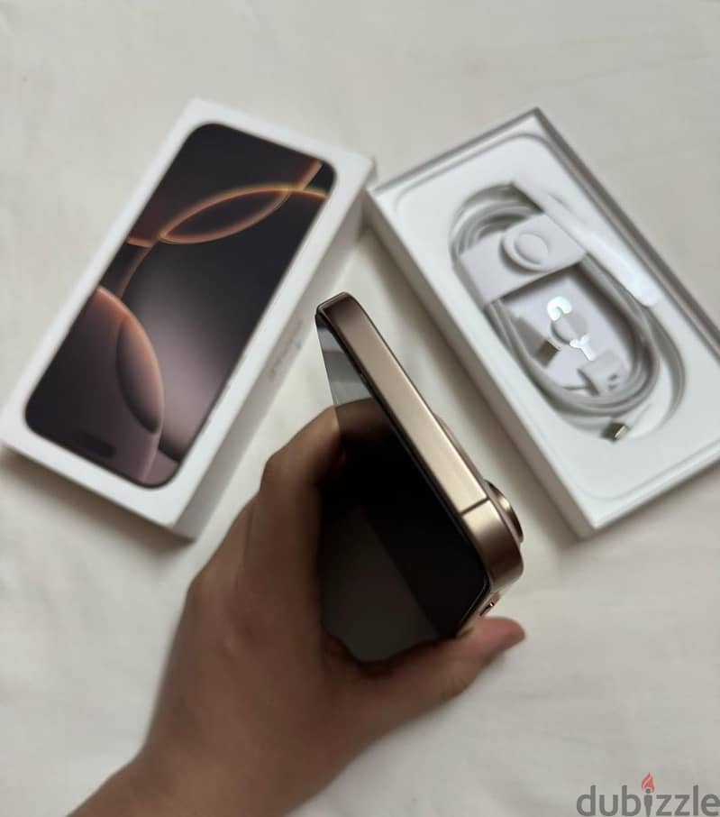Apple - iPhone 16 Pro Max 2