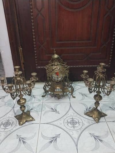طقم ساعه وشمعدان