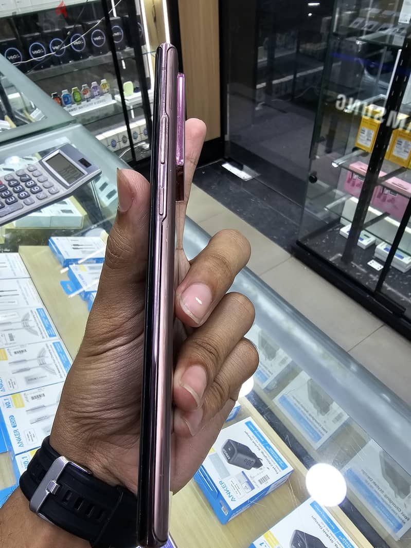 Samsung Note 20 Ultra 8
