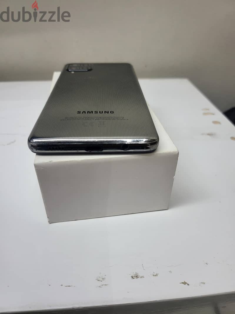 Samsung M62 3