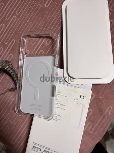 Cover 17pro max