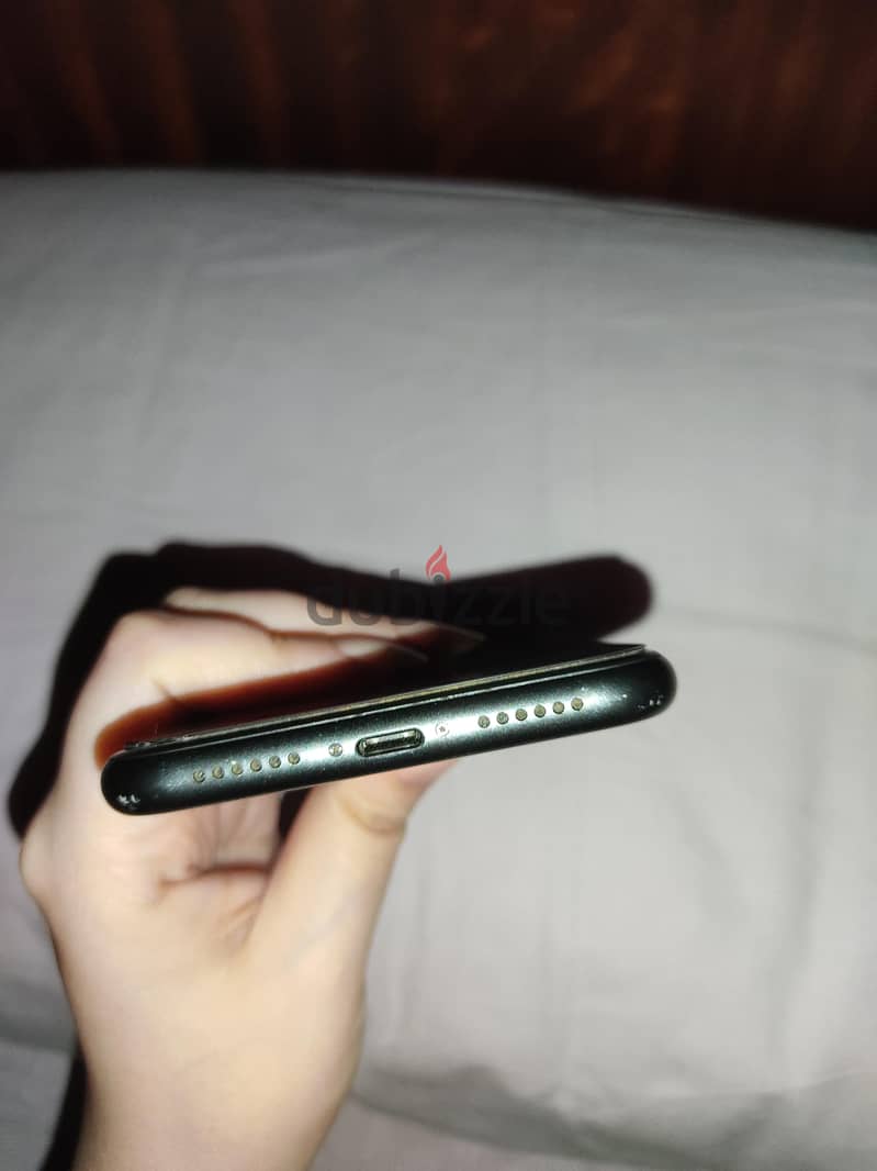 Apple - iPhone 11 2