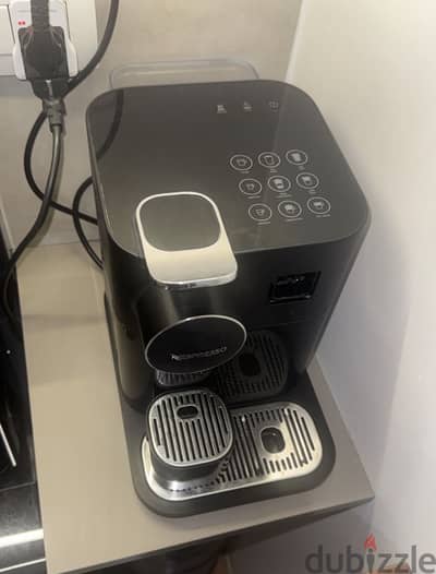 Nespresso gran Lattissima + reusable capsule