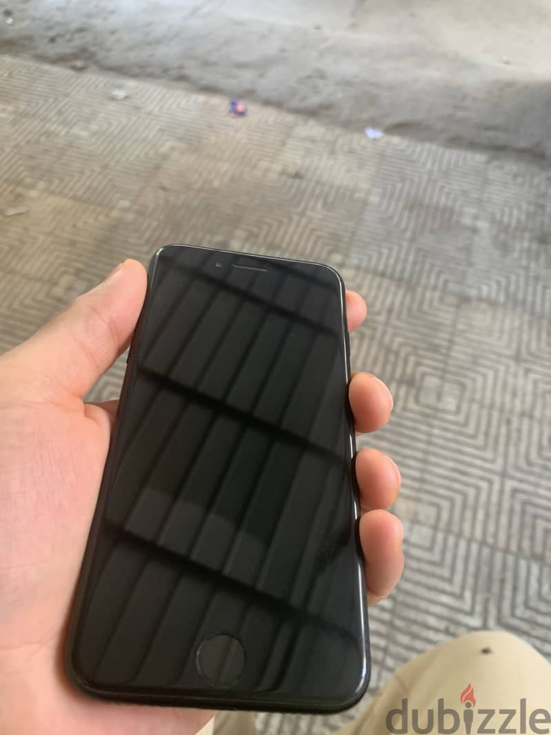 iPhone SE 2020. Zirooo 3