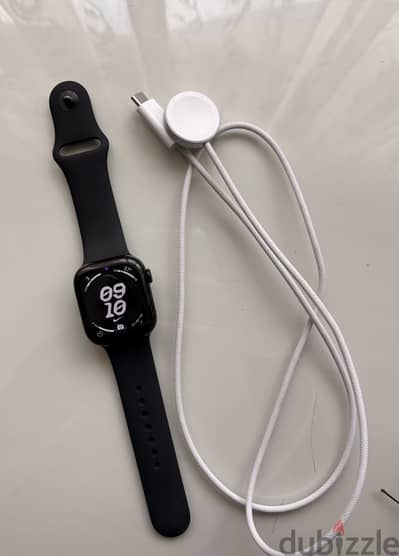 Apple Watch Series 11 41 mm (NO BOX) - Less than a Month of Usage