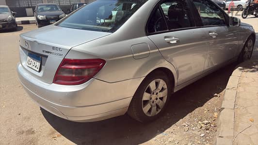 مرسيدس بنز سي 180 2010 - Mercedes-Benz C180