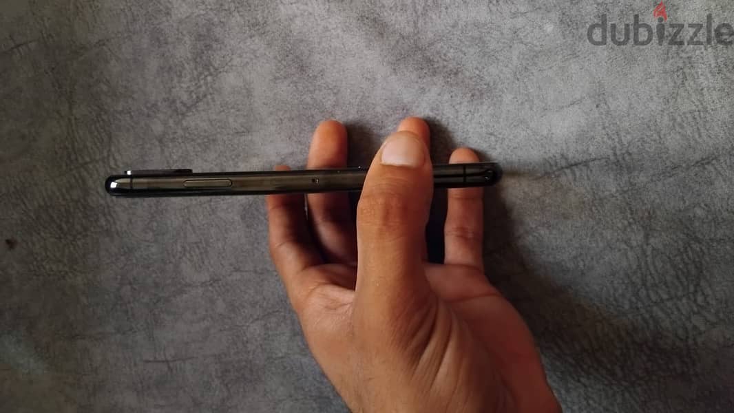 Apple - iPhone XS 5