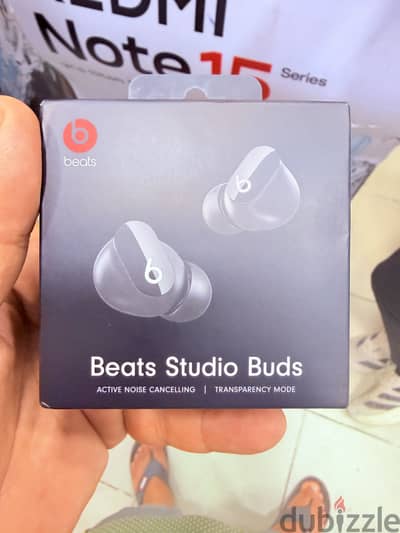 Beats Studio Buds
