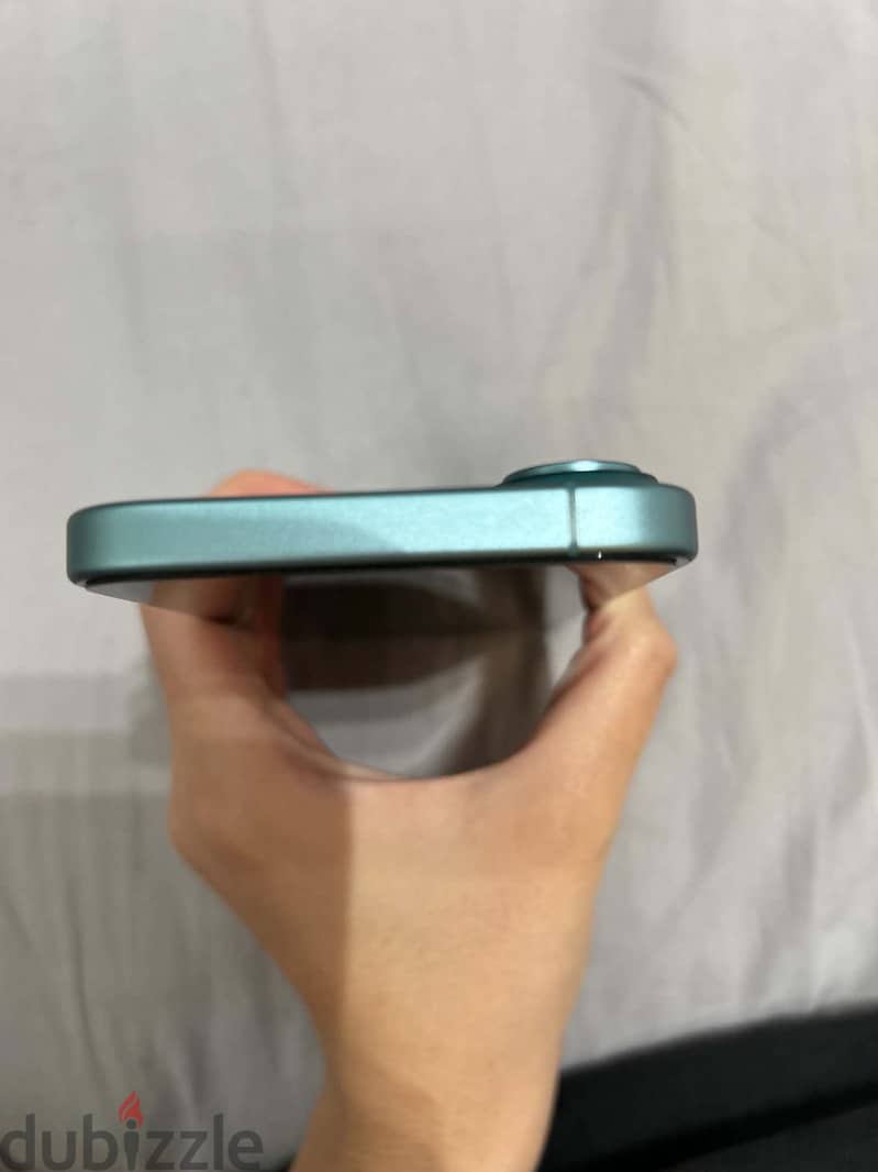 Apple - iPhone 16 4
