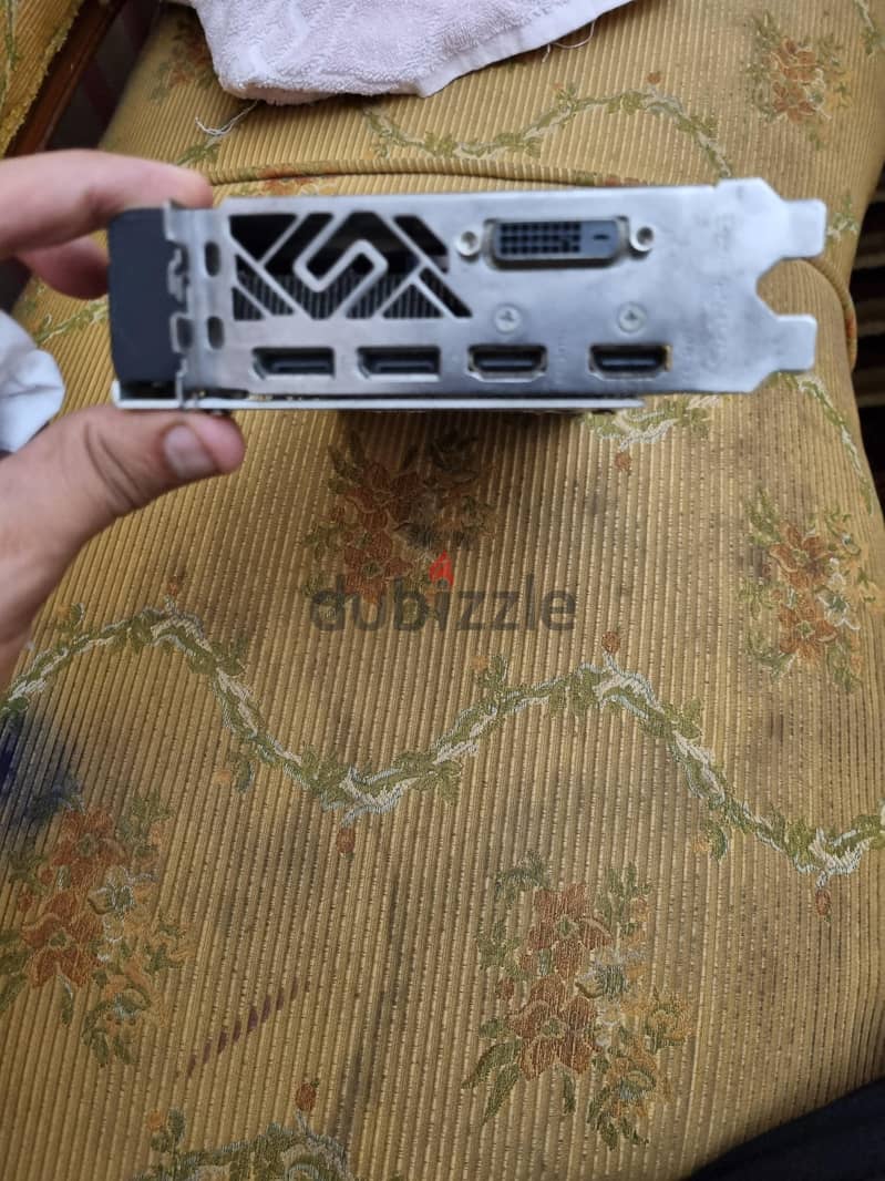 RX 580 NITRO 8G 1