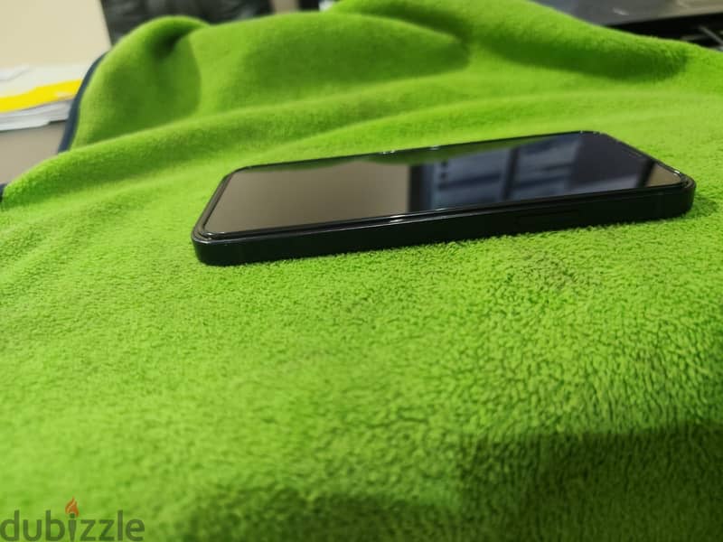 Apple - iPhone 12 2