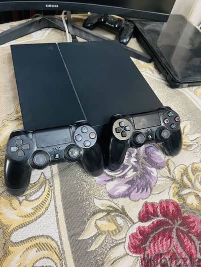 Ps4 for sale دراعين