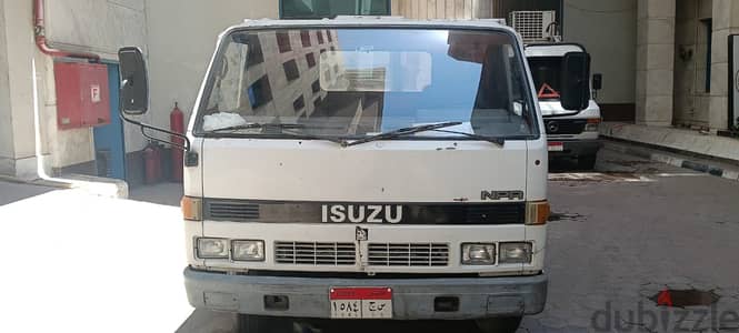 ايسوزو NPR 1995