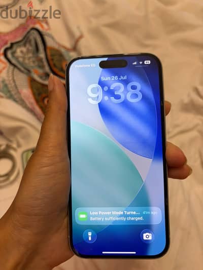 Apple - iPhone 15 128G بطاريه 84%. مدفو ضريبه