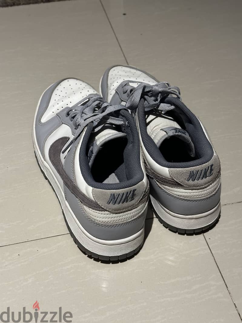 Nike dunk low sneakers 1