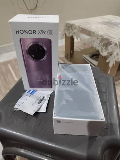 Honor X9c للبيع بحاله ممتازة استخدام بسيط