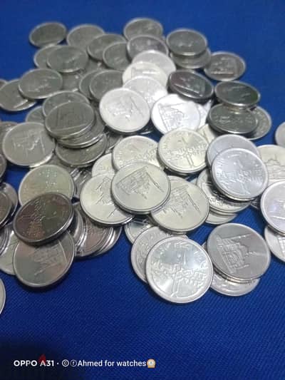 100 قطعة عملة برايز القلعة سنة 2008 الحالة أنسر جدد السعر 120 جنية