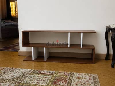 للبيع ترابيزة تلفزيون / وحدة TV