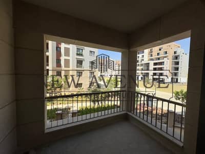 Ready to move with downpayment in DISTRICT 5.
