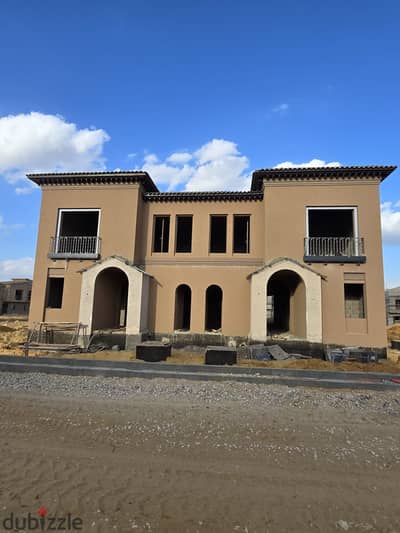For sale: Town Hall 223m², Village West, handover 2026, installments available