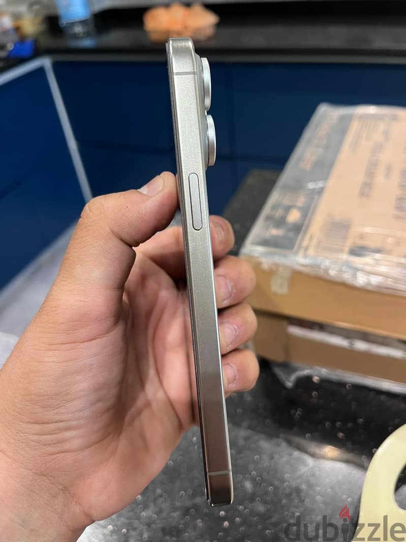 Apple - iPhone 15 Pro Max 2