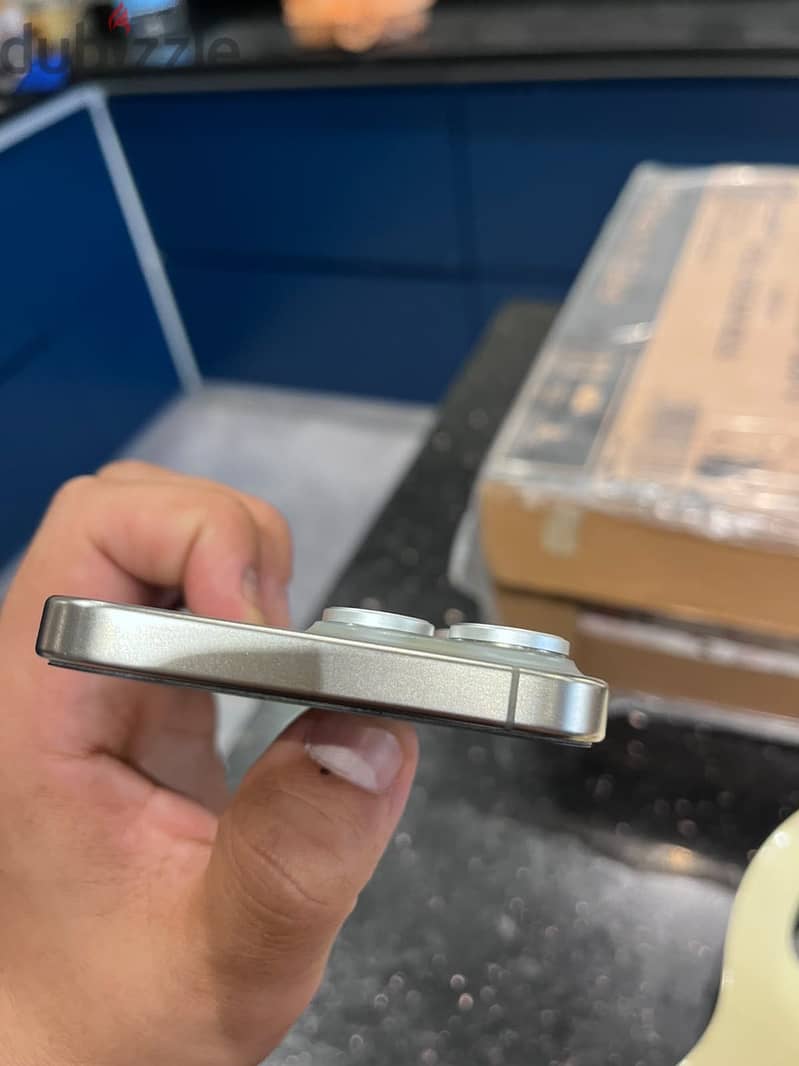 Apple - iPhone 15 Pro Max 6