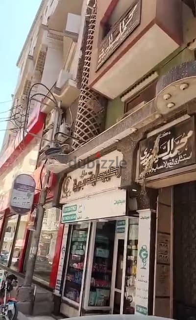 للإيجار صيدلية مُرخَّصة ، سعر مُغرٍ، موقع مميز امام مستشفى