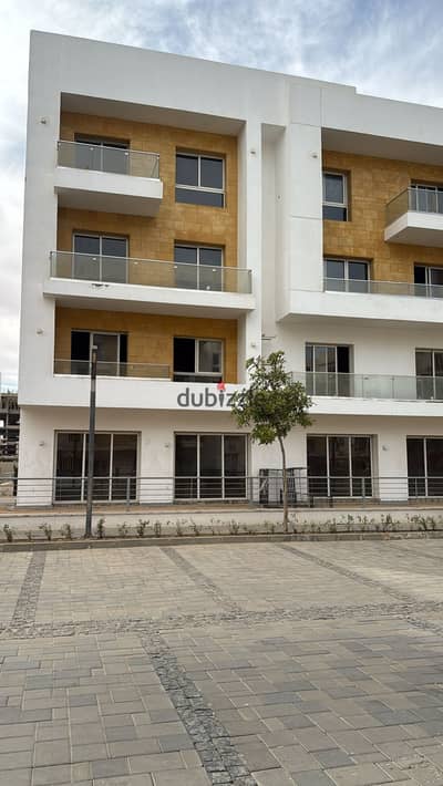 اي فيلا ريسيل من المالك للبيع بدون اي اوفر وقابله للتفاوض بسعر خاص 255 متر في ماونتن فيو اي سيتي اكتوبر  mountain view icity october