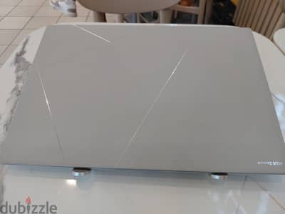 Asus ZenBook UM5606
