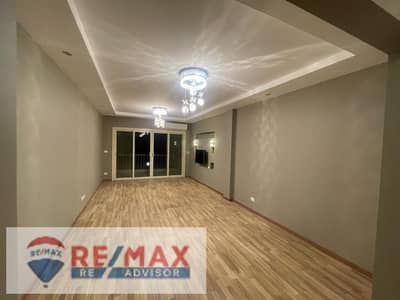 For Rent Apartment (134 sqm) in The Address Compound With Prime view of the swimming pool