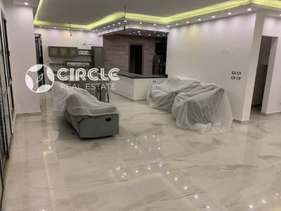 فيو مميز تشطيب سوبر لوكس مستورد بالمطبخ والأجهزة والتكييفات الساخنة دوبليكس بالروف ٣١٨م للإيجار في إيستاون سوديك  التجمع الخامس القاهرة