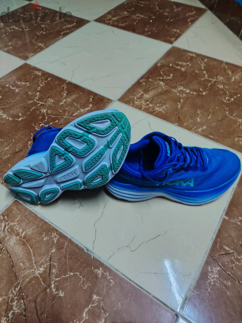 hoka bond 8 size 43 1