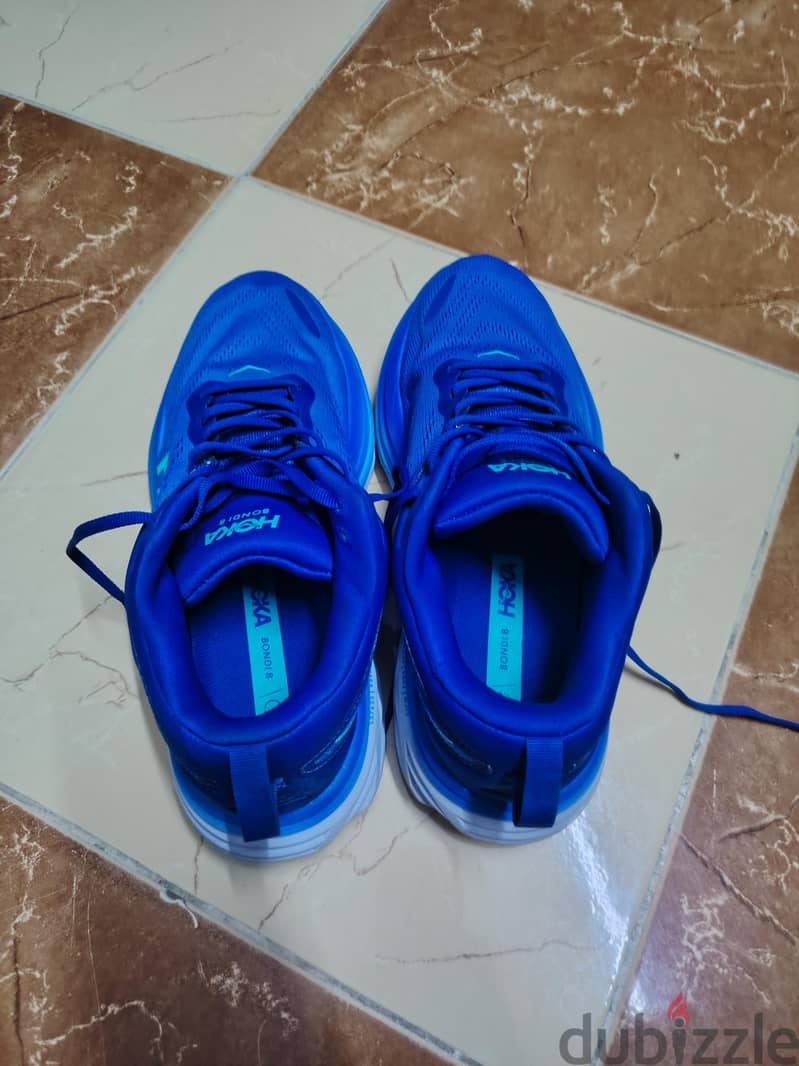 hoka bond 8 size 43 2