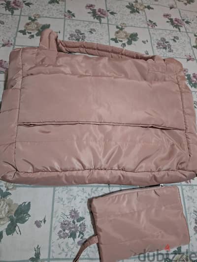 Dusty rose Puffy Tote Bag + Pouch جديدة لم تستعمل وتر برو