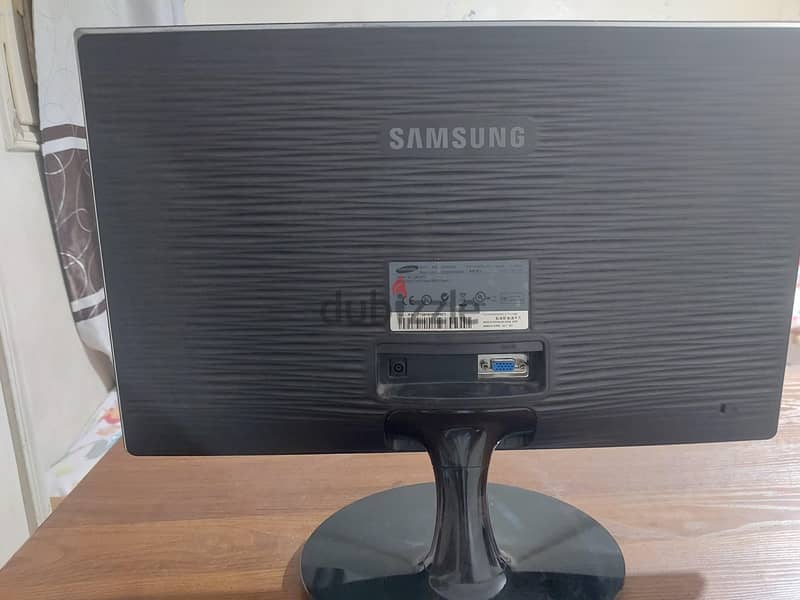 model Samsung S20A300N 1