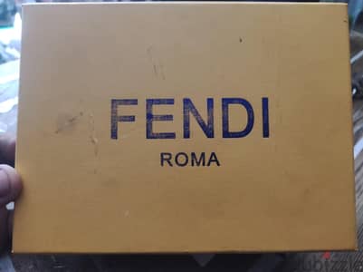 علبة فندي أصلية فارغة Fendi Roma