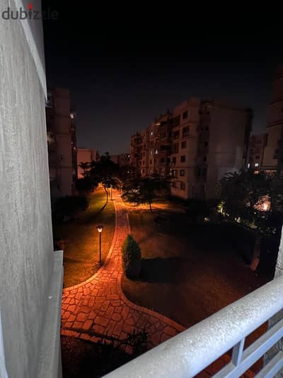 My city has an apartment for rent with an area of 131 meters. . . . . B6 is very close to the movement and the second park