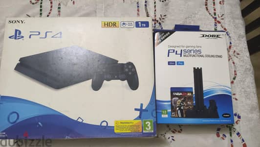 PlayStation 4 slim 1Tb