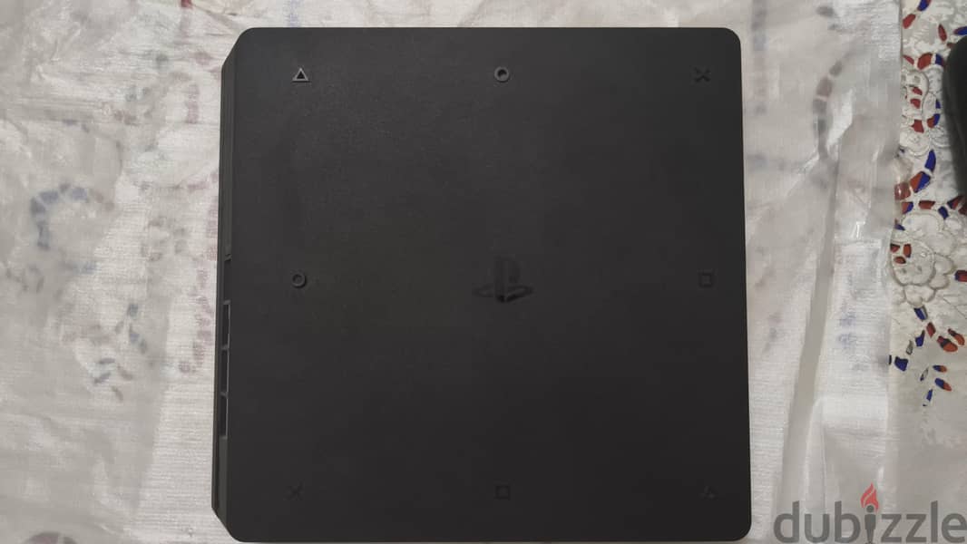 PlayStation 4 slim 1Tb 4