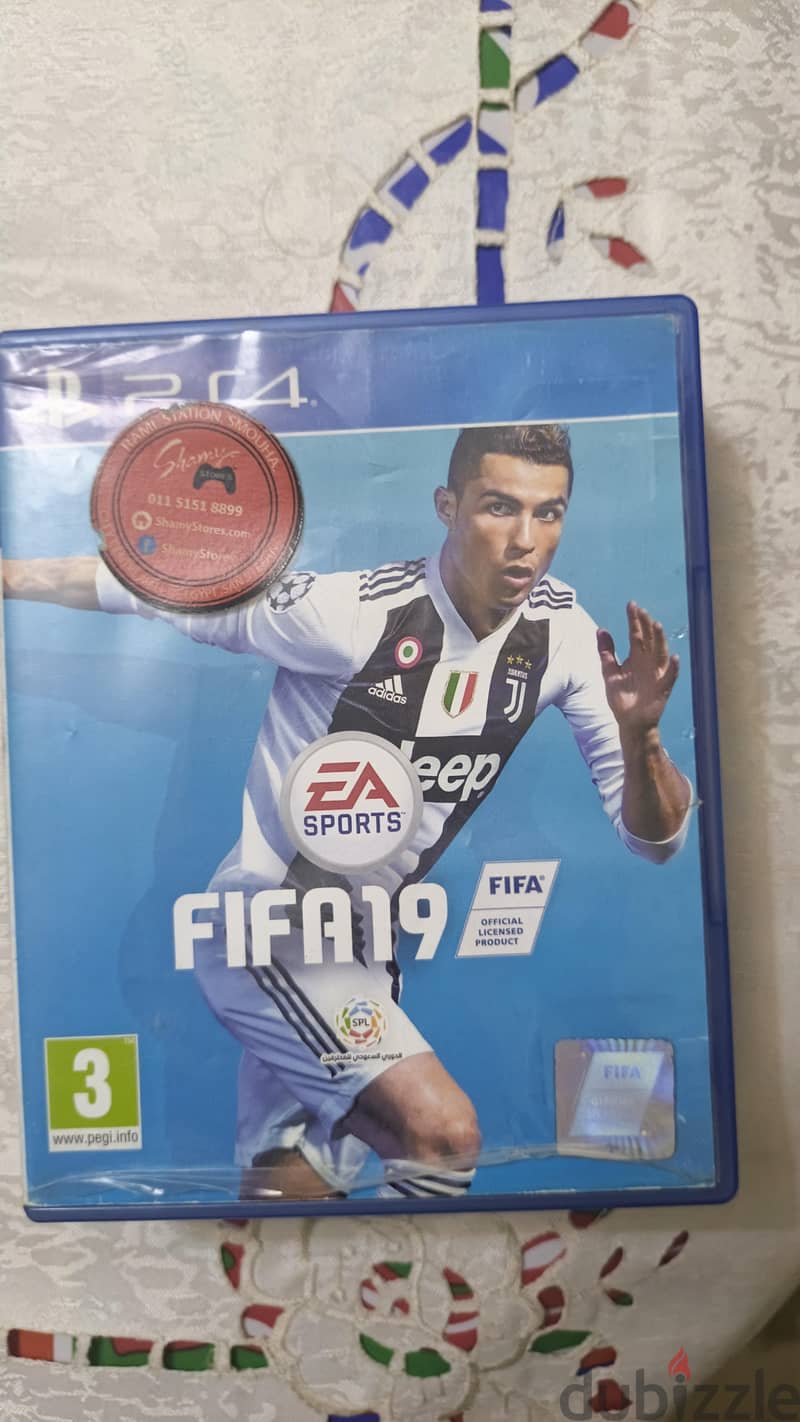 PlayStation 4 slim 1Tb 11