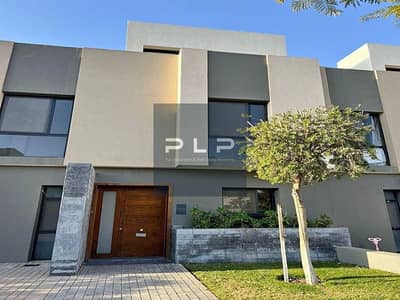 توين هاوس ريسيل جاهز للسكن  متشطب بالكامل أمام المركز الطبي العالمي في الشروق في كمبوند البروج