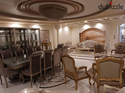  لقطة حقيقية للبيع في مصطفى كامل – 225 م² على شارع أبو قير مباشرة 