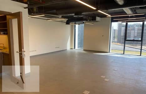 Office for rent 135 m in Hyde Park, fully finished