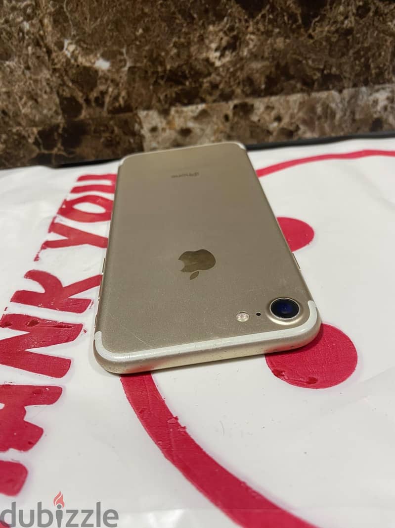 Apple - iPhone 7 2