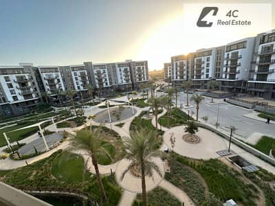 شقة للبيع165 م  تشطيب الترا سوبر لوكس 2 نوم جاهزة ع السكن في كومبند كايرو فيستيفال سيتي التجمع الخامس Cairo Festival City Compound Fifth Settle